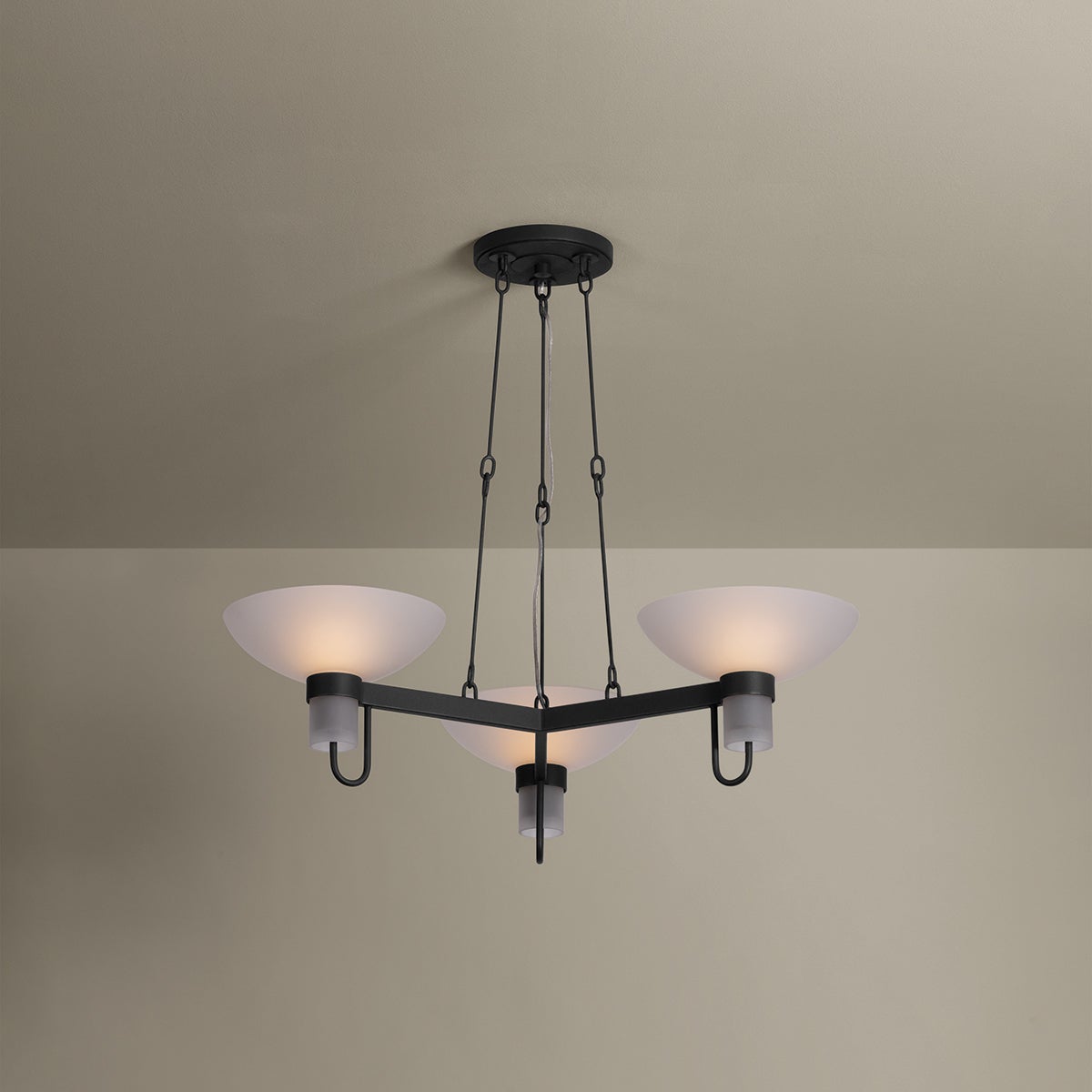 Arturo Chandelier