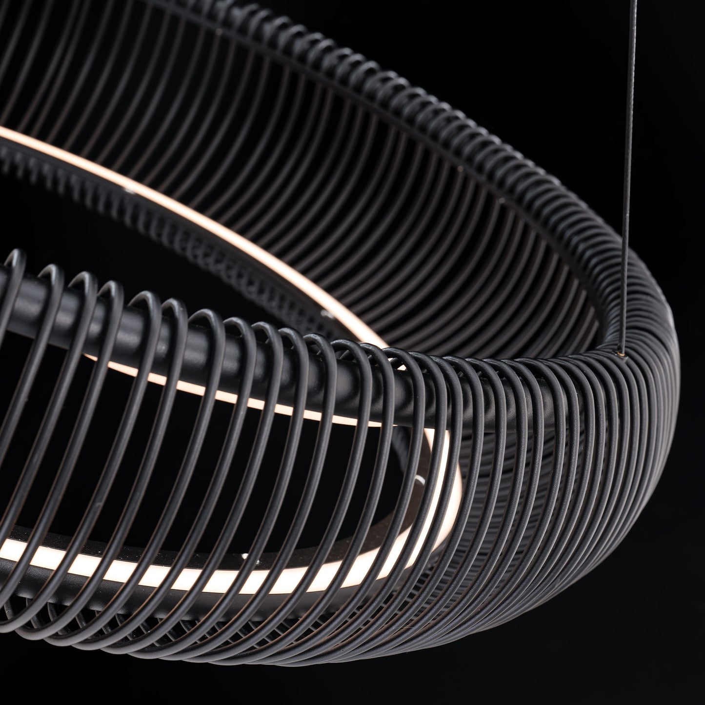 Lute LED Chandelier